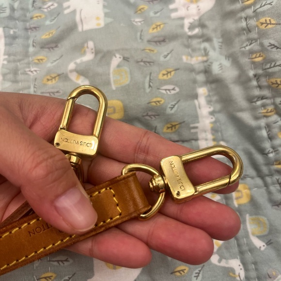 Louis Vuitton Vachetta Crossbody Strap (PRICE FIRM❤️) - Picture 6 of 13